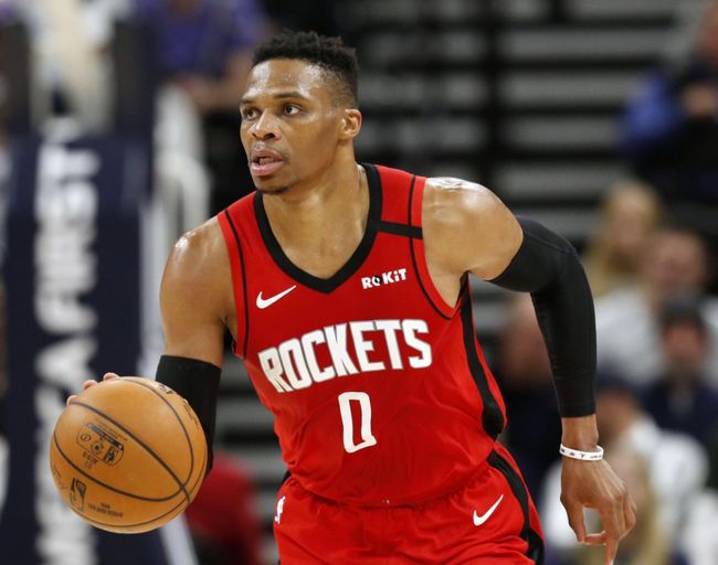 金年会网站-包含华盛顿奇才国际比赛日强势反弹，志在亚冠名次提升，气氛紧张，球队文化再被提及的词条